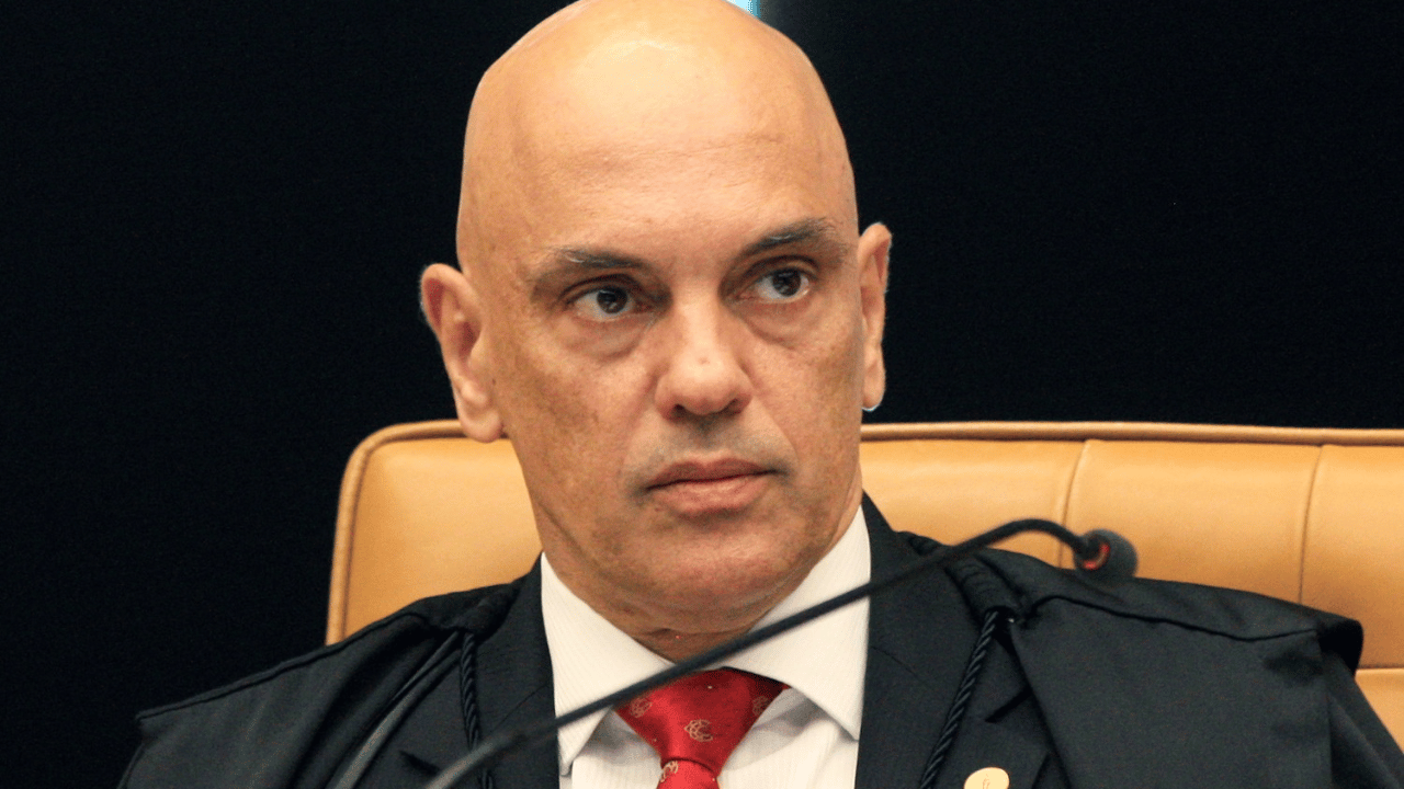 Alexandre de Moraes deve entregar esta semana o inquérito que indiciou Bolsonaro à PGR