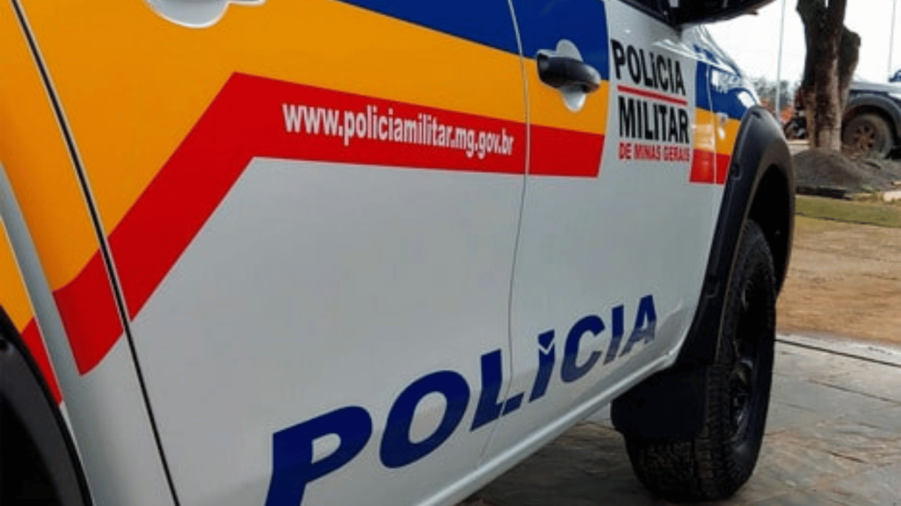 Assaltantes roubam Hilux na zona rural de Nova Serrana e vítima é ameaçada com arma de fogo