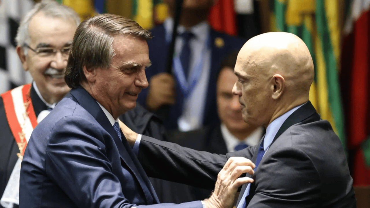 Moraes exige ‘convite oficial’ de Bolsonaro antes de liberar viagem para posse de Trump