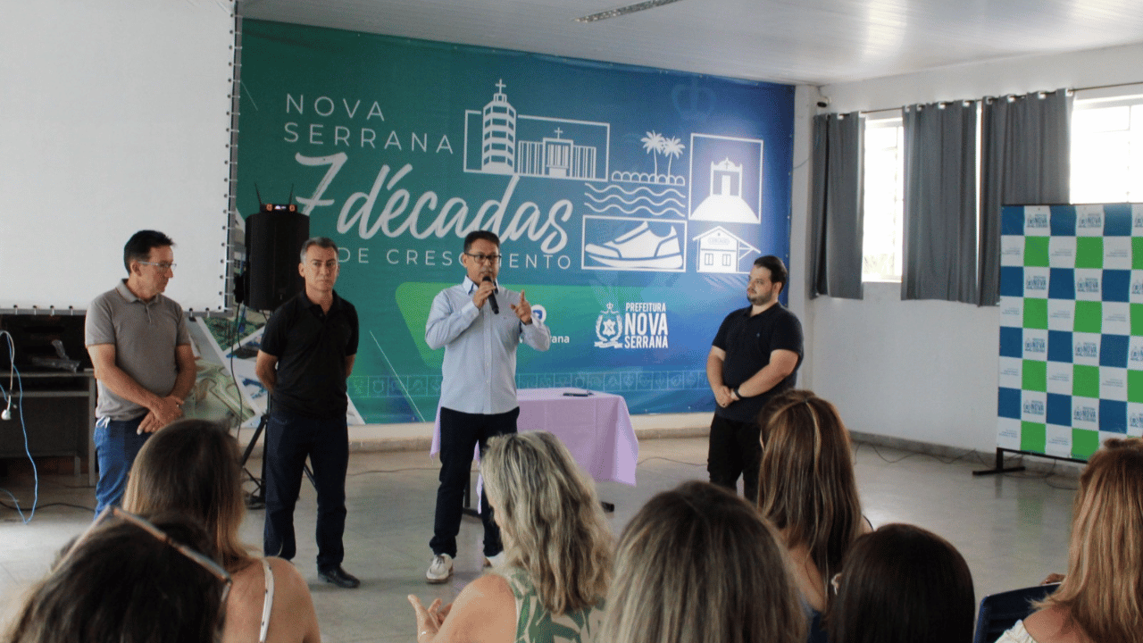 Secretaria de Educação de Nova Serrana realiza apresentação com novos diretores escolares para organização do ano de 2025