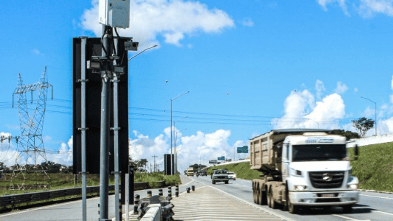 Rodovias mineiras vão ganhar mais de 700 novos radares em 2025