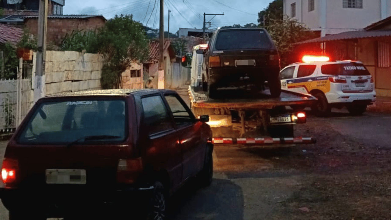 Polícia Militar recupera veículos furtados em Nova Serrana