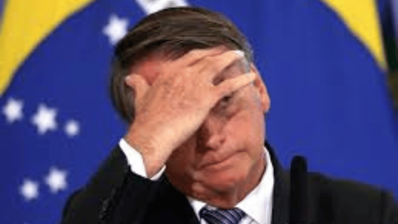 PGR denuncia Bolsonaro e mais 33 por plano de golpe de Estado