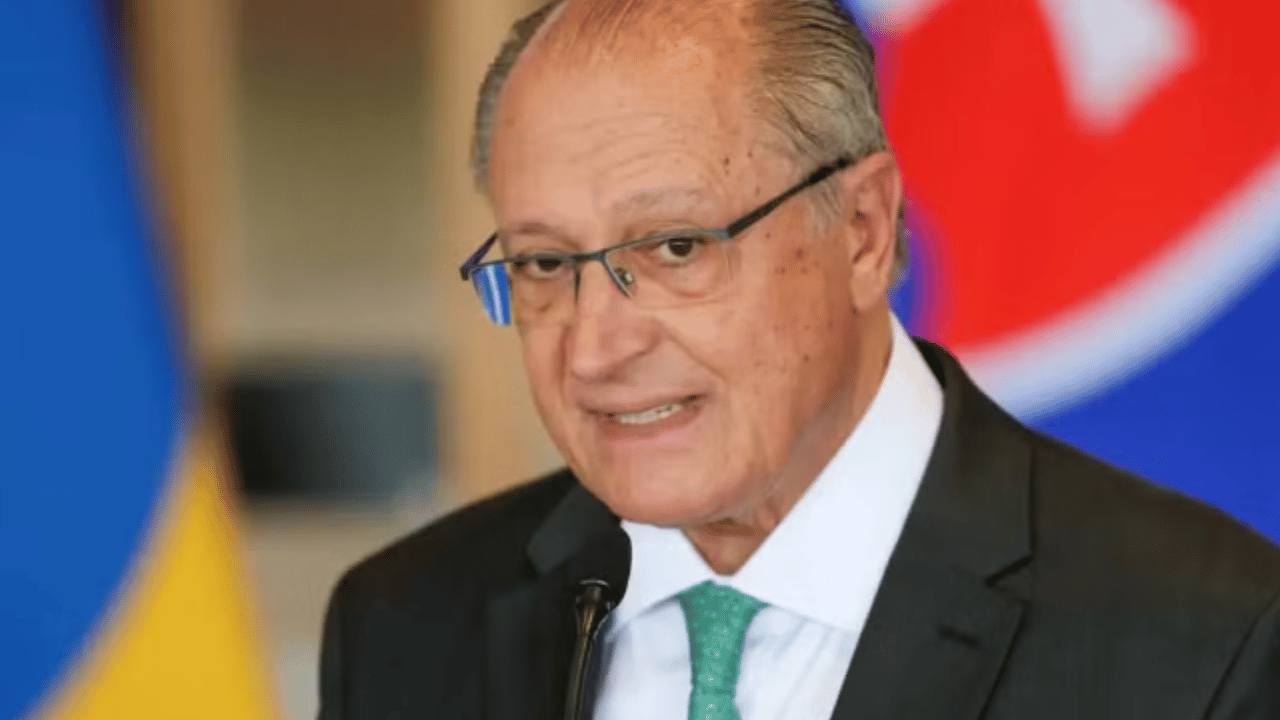Governo dá 24 horas para Meta remover vídeo manipulado de Alckmin