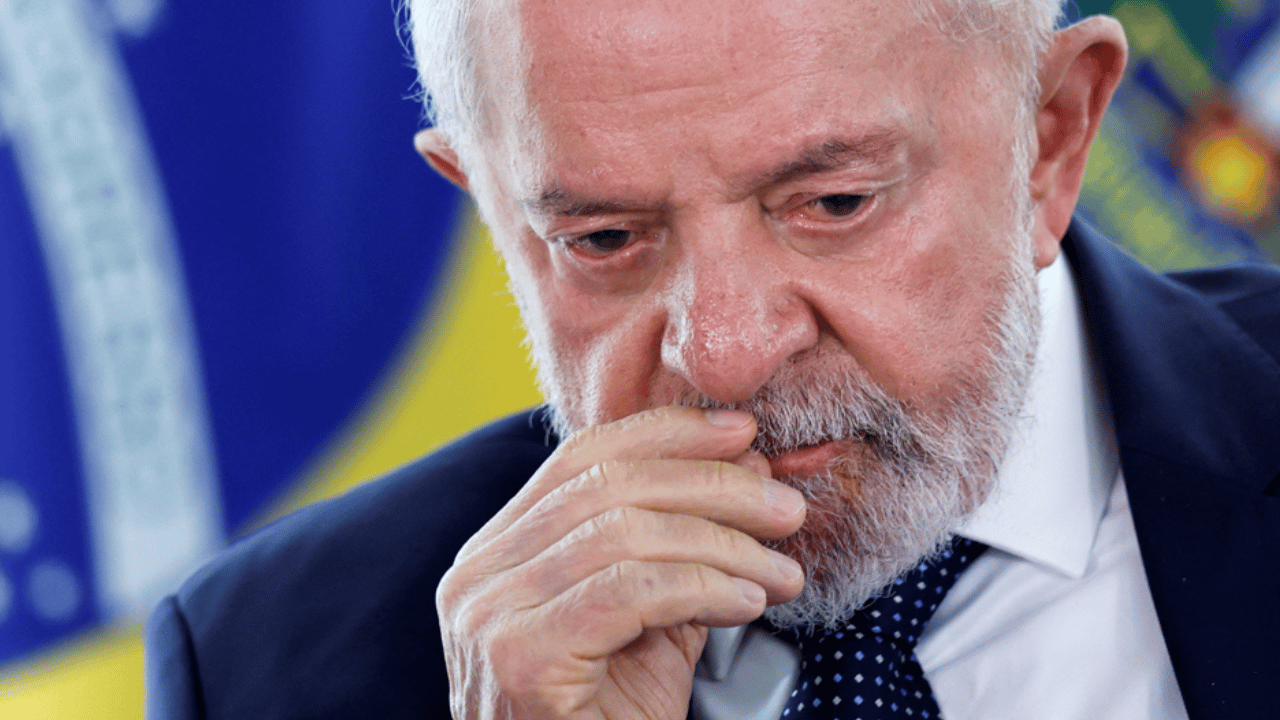Pesquisa aponta alta rejeição à reeleição de Lula em 2026