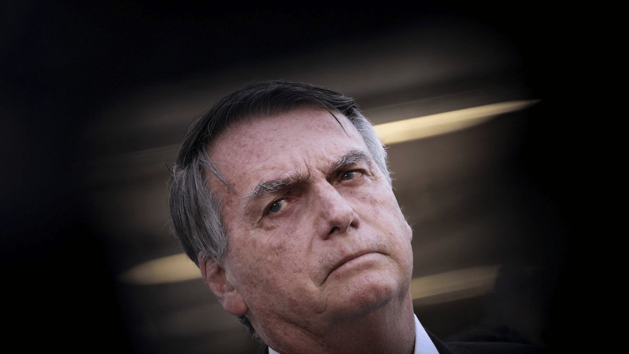 Superior Tribunal Militar nega habeas corpus contra prisão de Bolsonaro