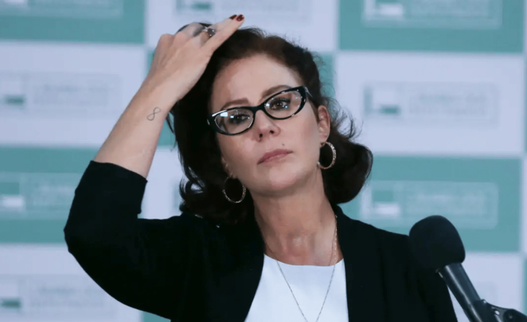 Quatro ministros do STF votam pela cassação da deputada Carla Zambelli