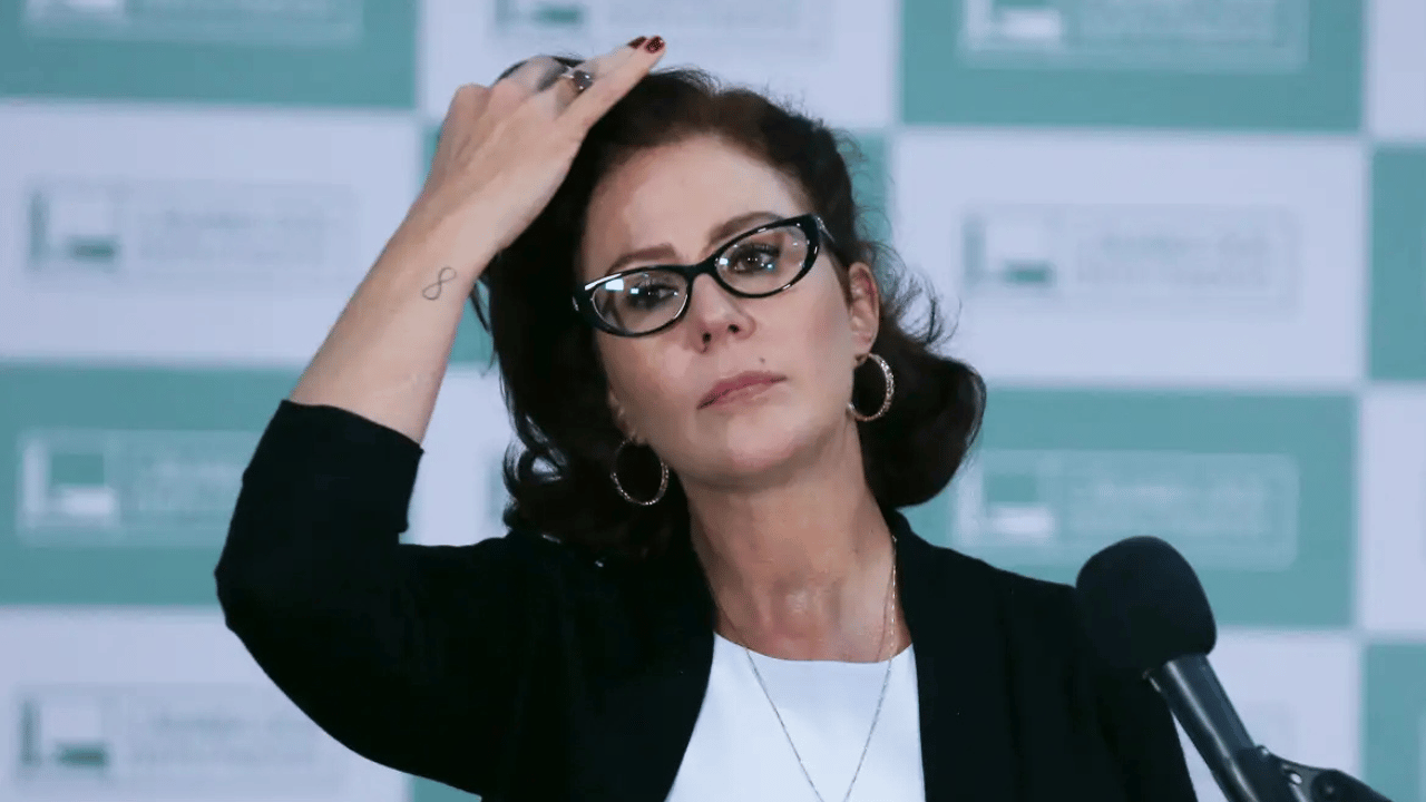 Quatro ministros do STF votam pela cassação da deputada Carla Zambelli