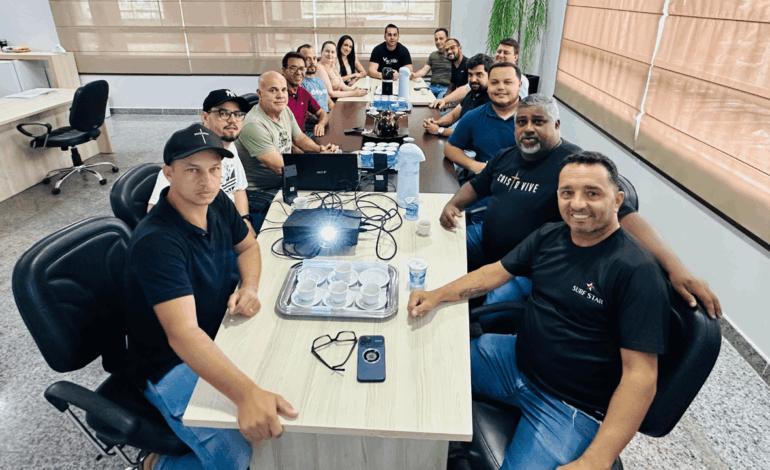 Câmara de Nova Serrana realiza reunião para discutir demandas da população