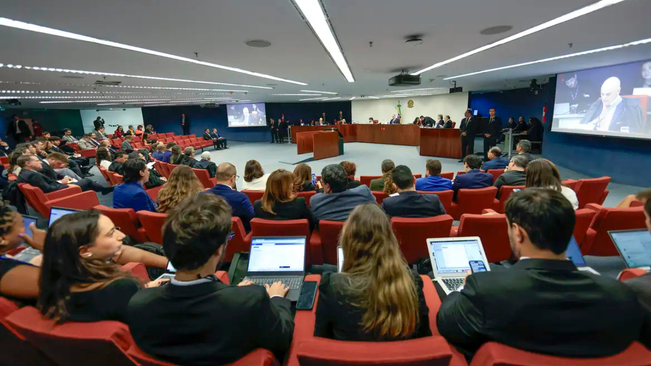 STF aceita denúncia contra 10 dos 12 integrantes do ‘núcleo 3′ da tentativa de golpe