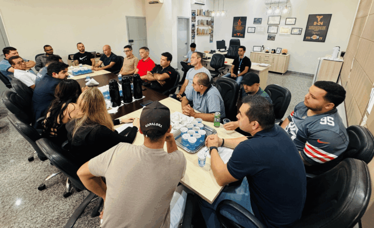 Câmara de Nova Serrana debate coleta de lixo e outros temas ambientais com instituições da cidade