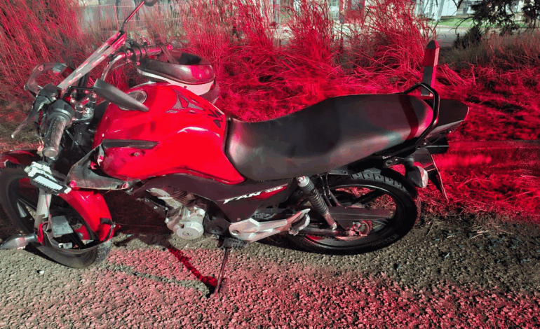 Homem fica gravemente ferido após ser atropelado por moto na BR-262 
