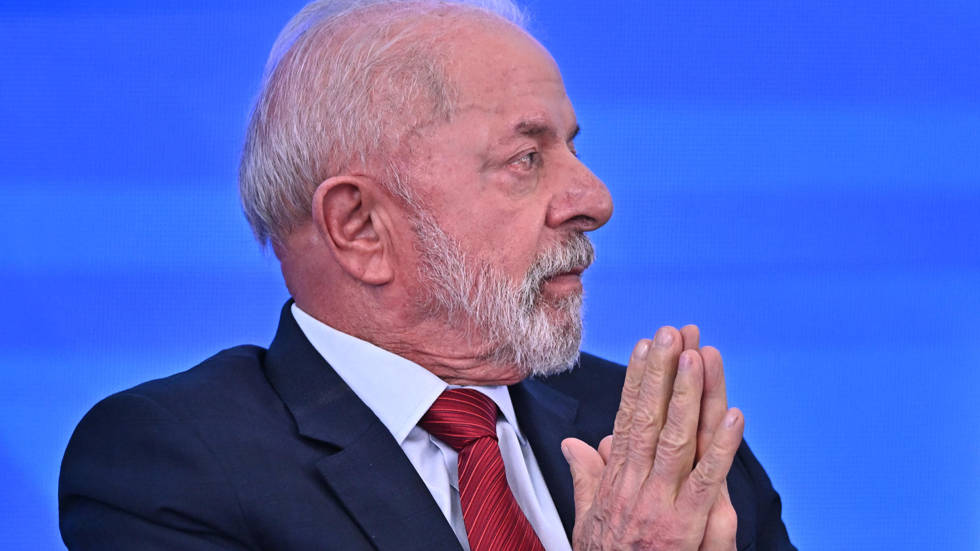 Direita pressiona Lula com articulações nos EUA e governo vê possível interferência externa