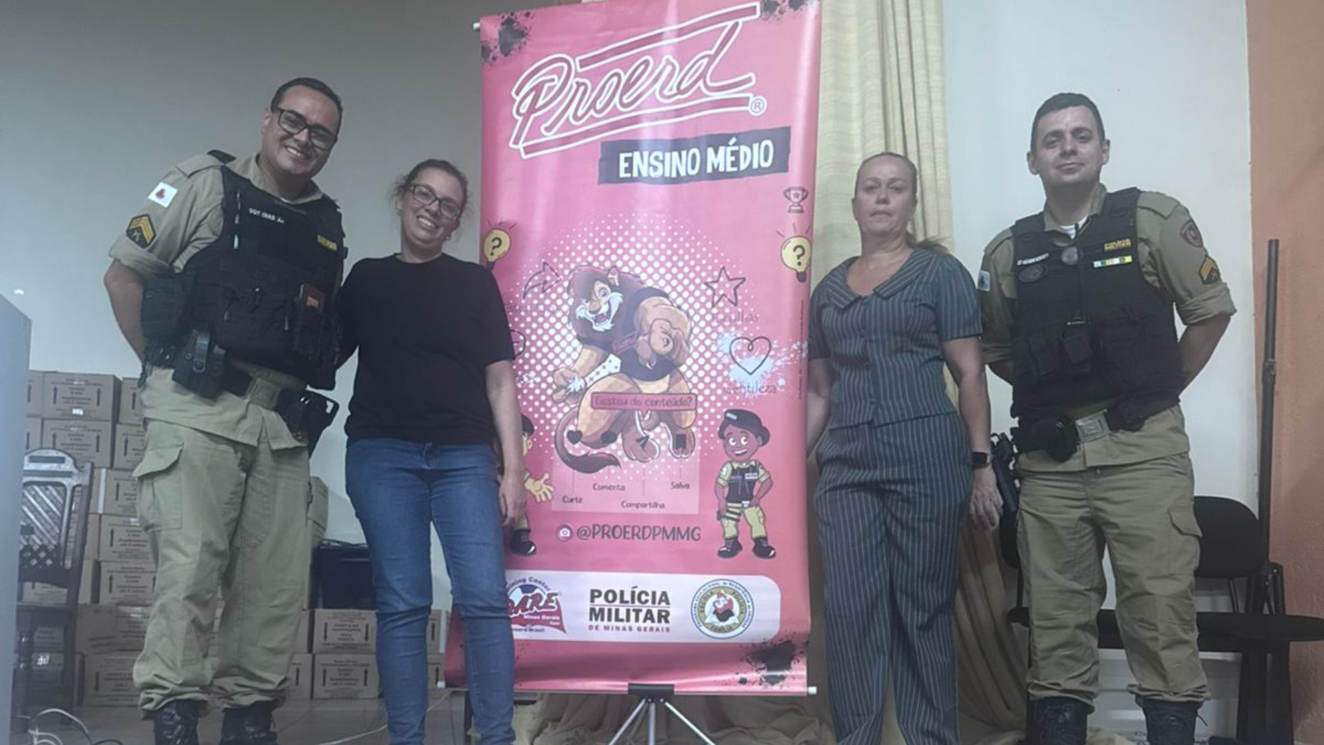 Proerd inicia atividades com alunos do ensino médio em escola de Nova Serrana