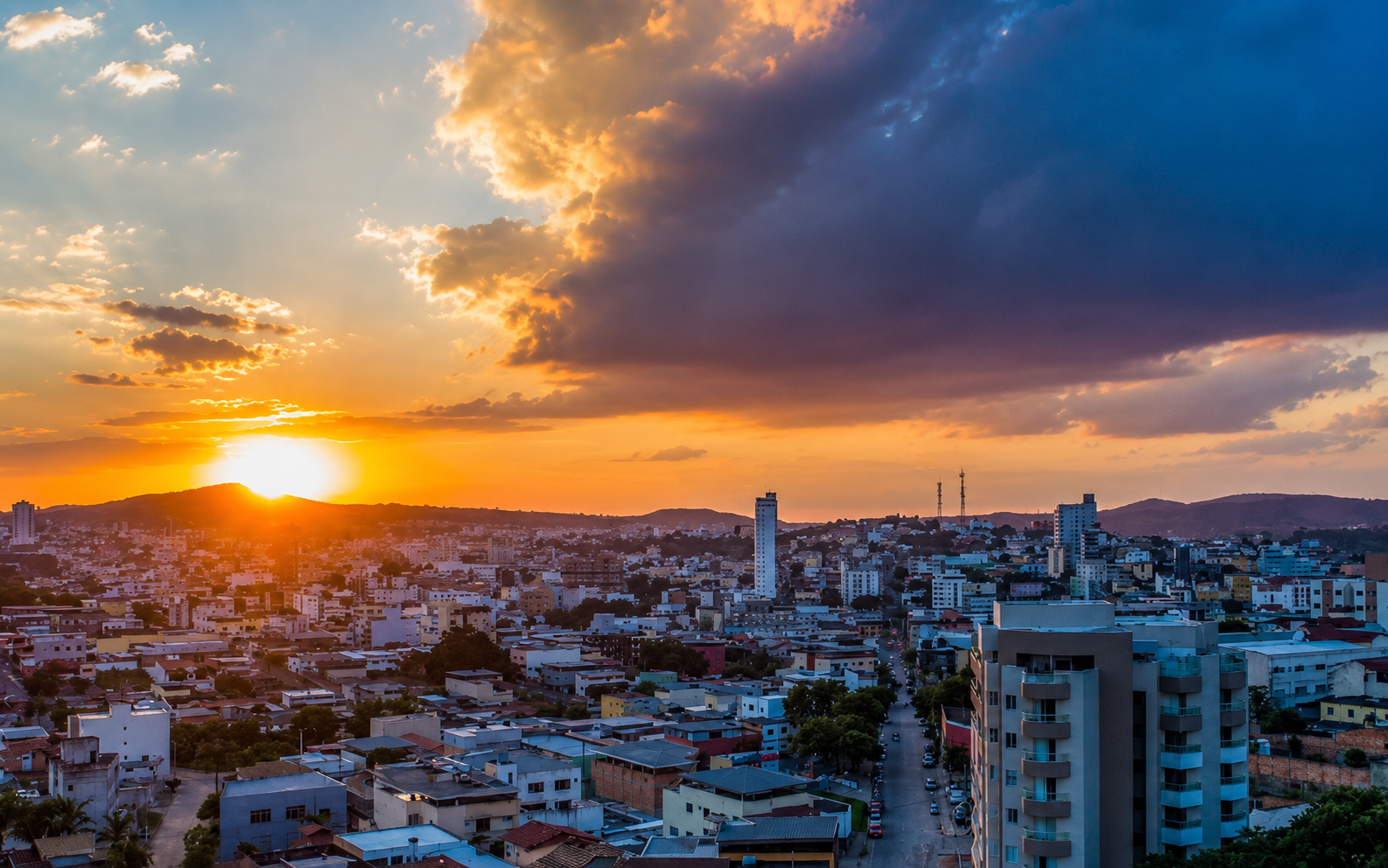 Nova Serrana está entre as cidades que mais geraram empregos em Minas Gerais no primeiro semestre de 2026