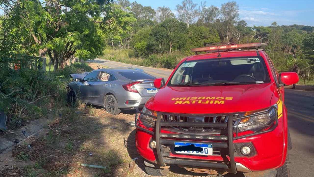 Polícia Civil abre inquérito para investigar acidente que matou casal e feriu bebê na MG-252, em Perdigão