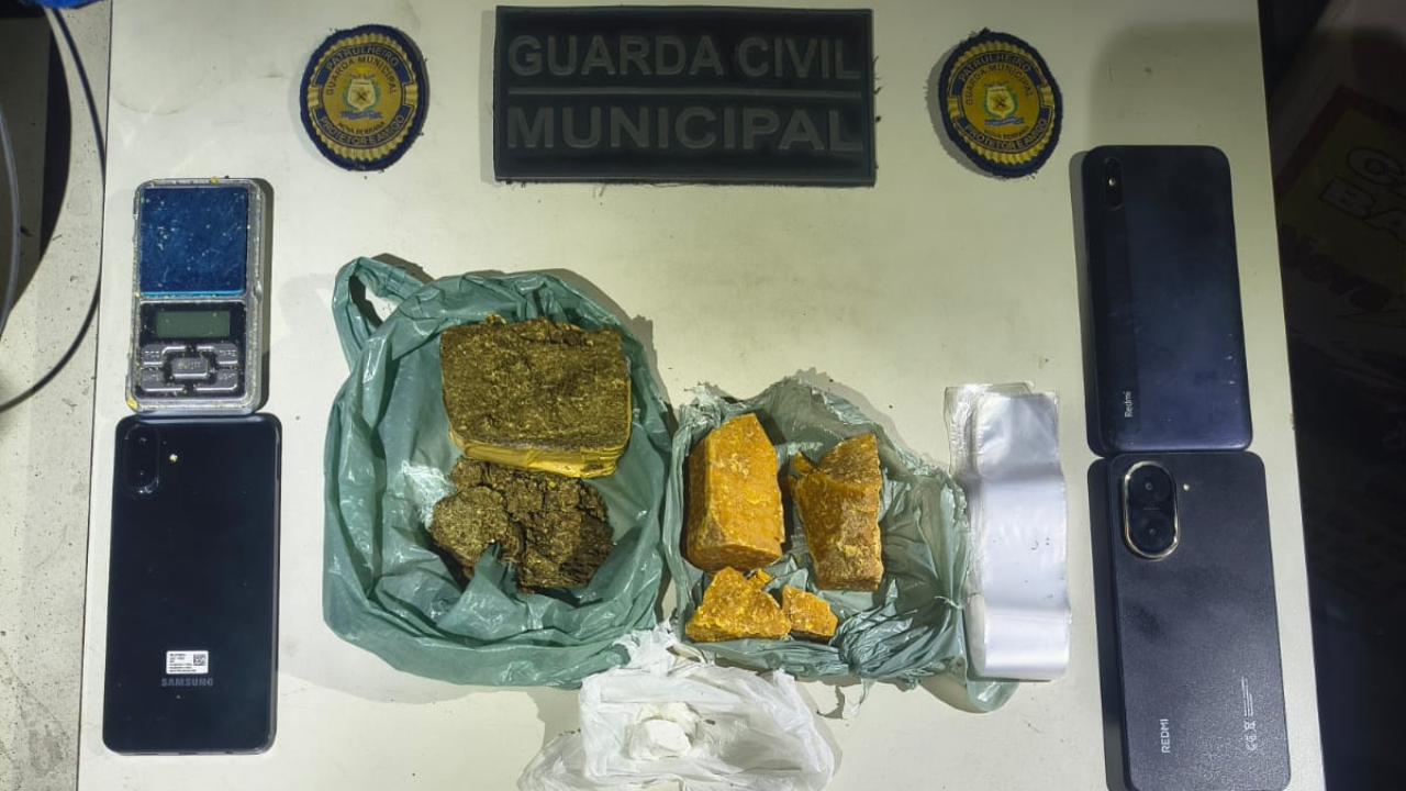 Guarda Municipal apreende crack, maconha, cocaína e ecstasy durante abordagem no Centro de Nova Serrana