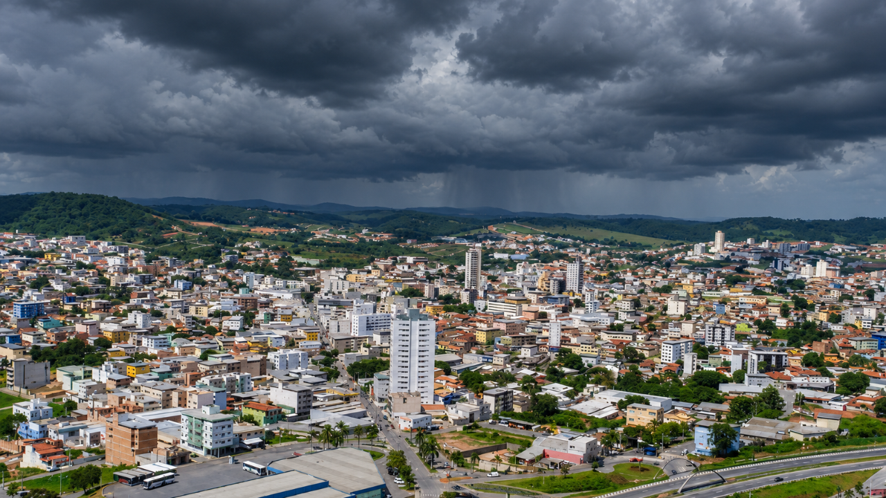 Nova Serrana e região estão sob alerta de tempestade nesta quinta-feira (22)