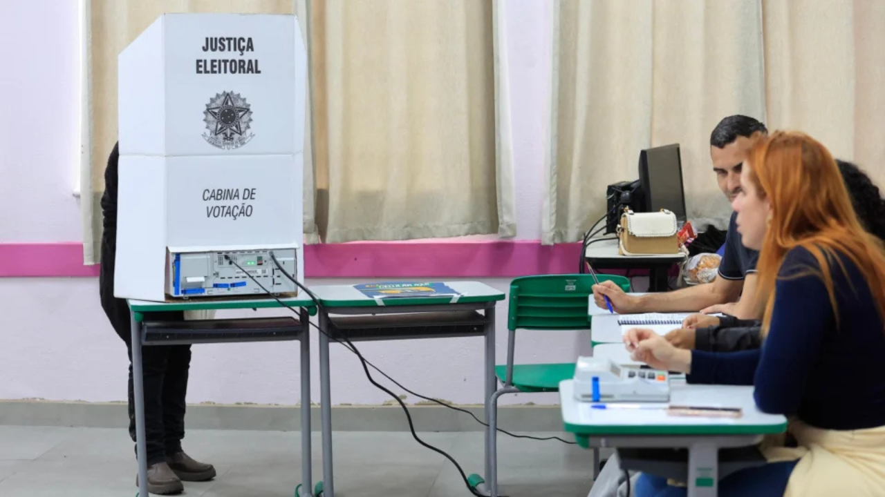 Anulação do segundo turno é considerada improvável, mas prorrogação da votação gera questionamentos jurídicos